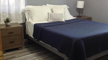 4 habitaciones, tabla de planchar con plancha, wifi y ropa de cama