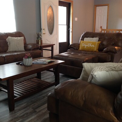 Lake of Egypt 4 bedroom home sleeps 8 with dock and flat yard and lakefront!  