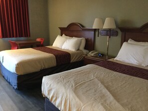 Standard-dobbeltværelse | Individuelt design, individuel indretning, skrivebord