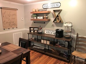 Dining - Spacious Country Ranch Home.  25 Private Acres All to Yourself.   (Fort Valley)