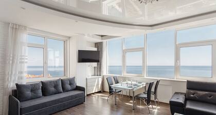 Odessa Luxury Apartments Arcadia