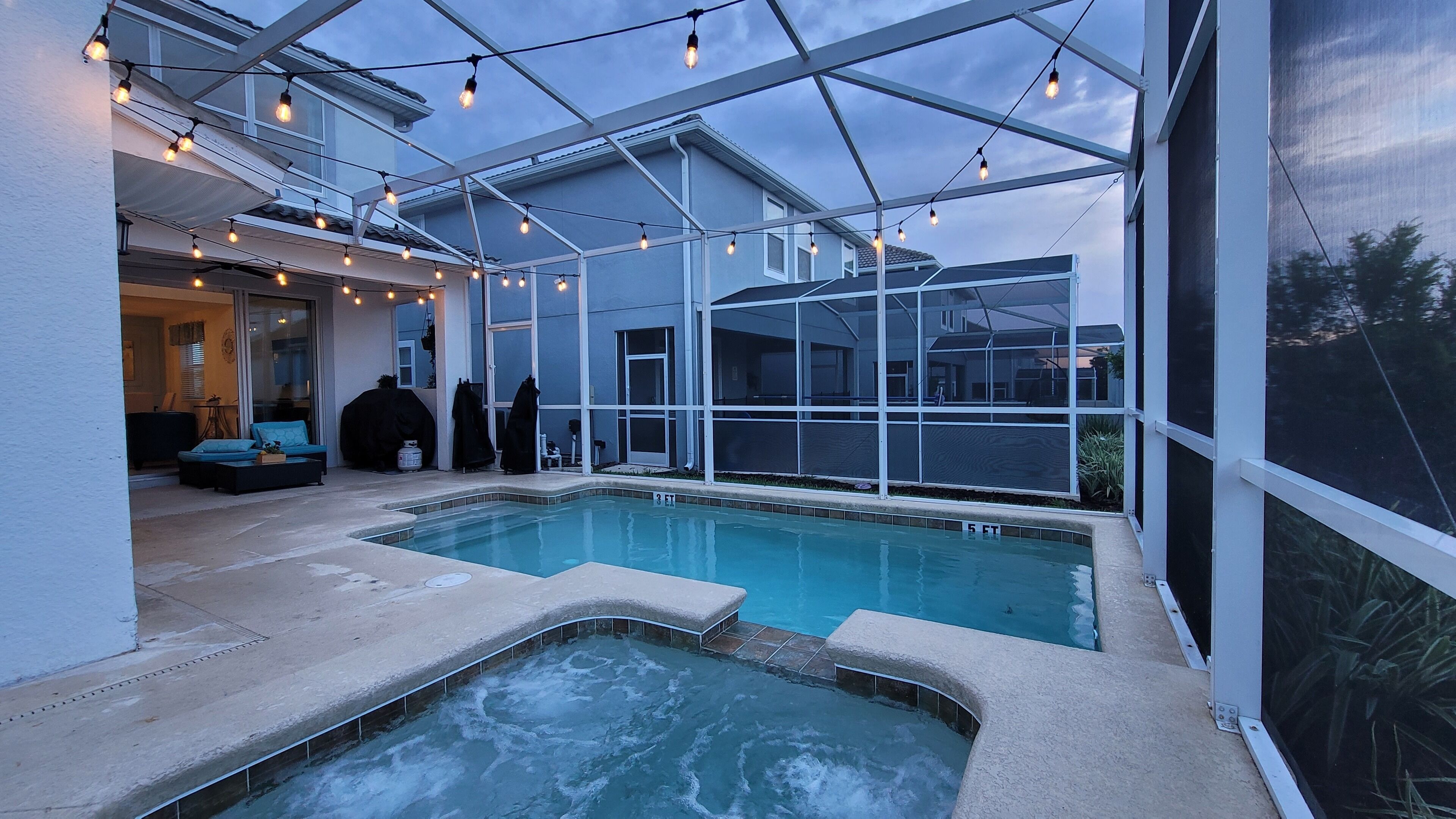 Spacious 5Br Vacation Villa w/ Pool & Spa in Champions Gate