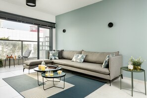 Apartment, 2 Bedrooms, Balcony | Living area