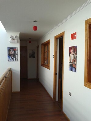 Interior - Ecomusic Hotel (Valparaiso)