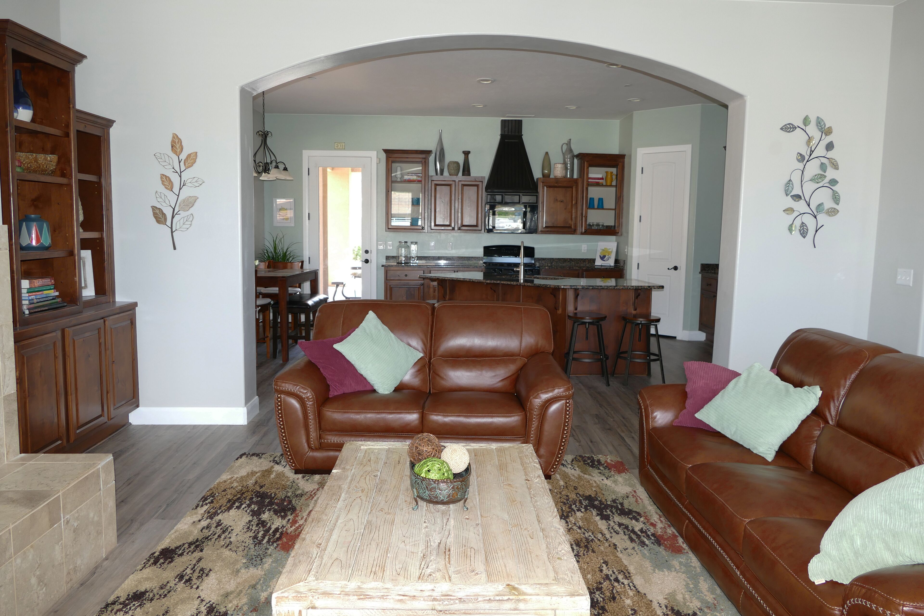 Smart TV, fireplace, DVD player, table football