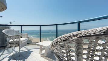Apartment, Non Smoking, Sea View | Balcony view