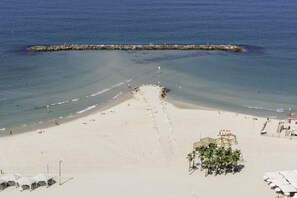 Beach nearby - Luxurious 2BR with Panoramic Sea View (Tel Aviv)