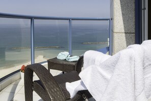 Apartment, Pool Access, Oceanfront | Balcony view