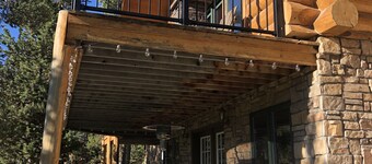 ¡¡¡NUEVO LISTADO!!!  Increíble cabaña de troncos de 5 baños y 3 BDR cerca de lagos, ríos y RMNP
