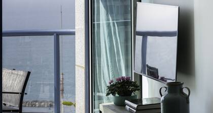 Luxurious 90sqm 2BR Beach Front