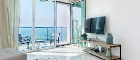 Apartment, 2 Bedrooms, Beachfront | Interior