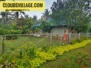 Property grounds - Clouds village Farm Resort in Manjakunnel Farm House (VANNAPPURAM)