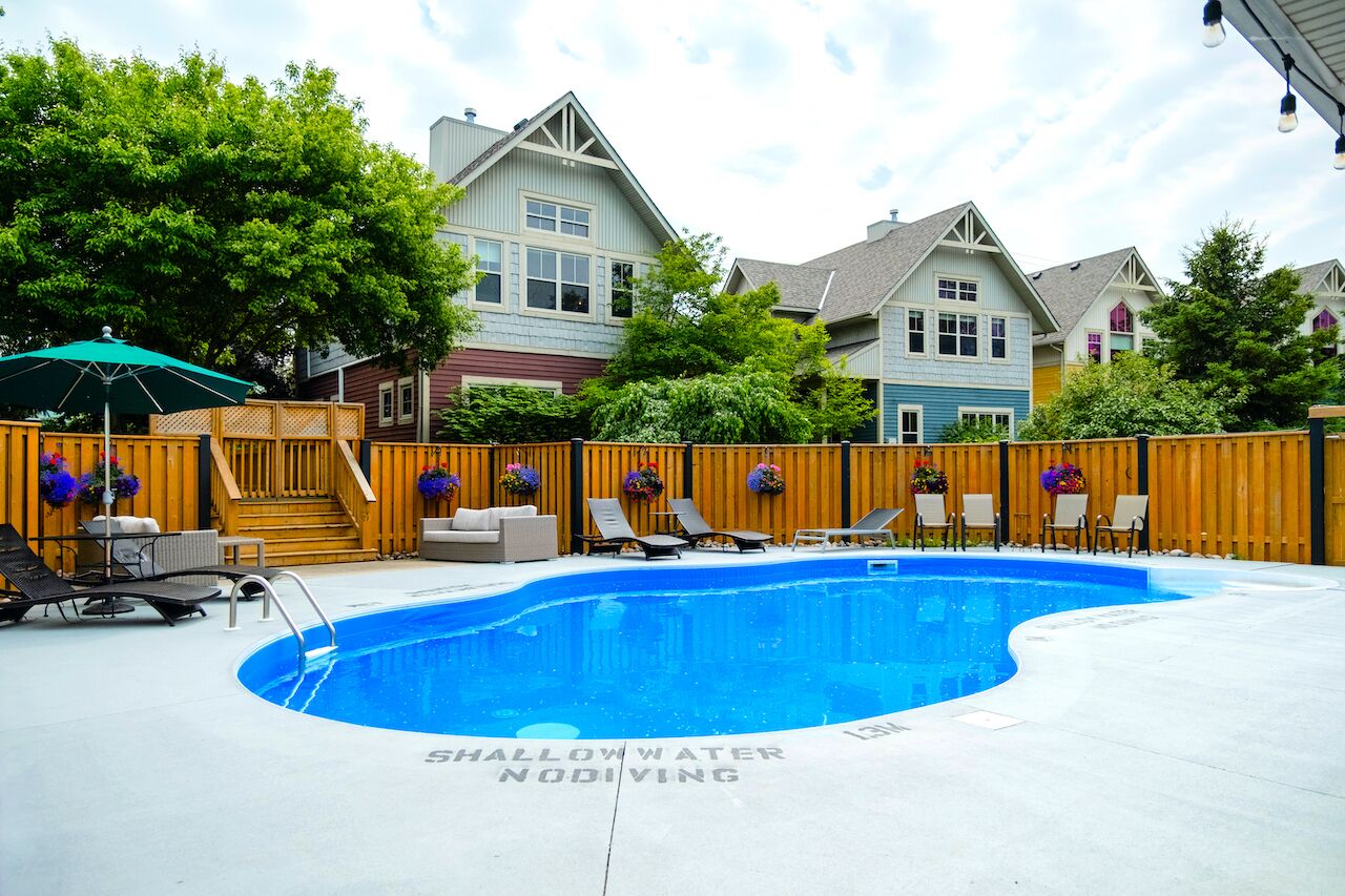 Seasonal outdoor pool