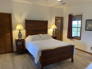 4 bedrooms, iron/ironing board, travel cot, free WiFi