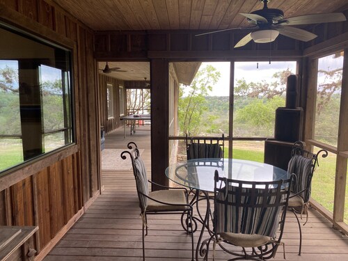 Vierasmaja Wolf Creek Ranchilla