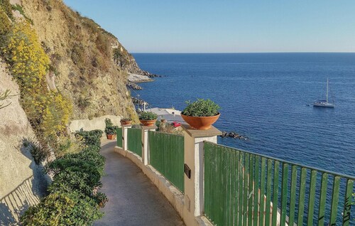 Cozy home in Forio with house sea view