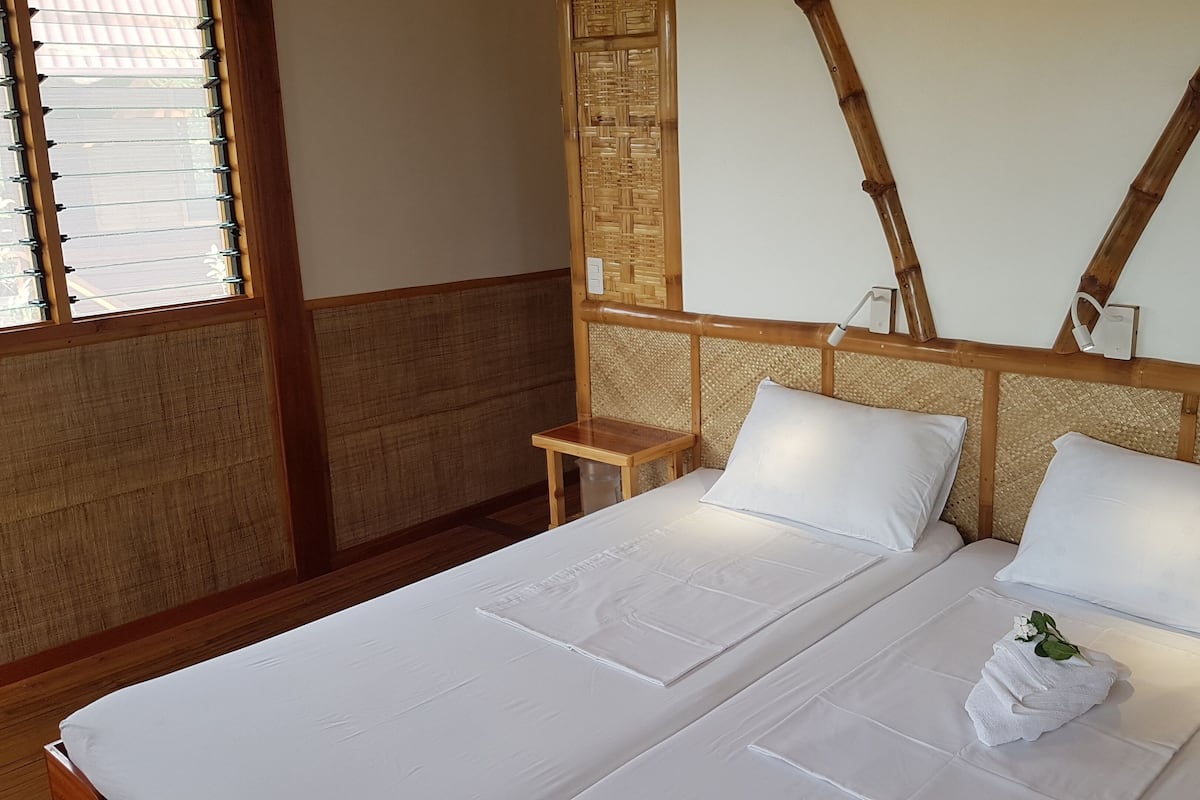 Deluxe Double or Twin Room | Hypo-allergenic bedding, free WiFi, bed sheets