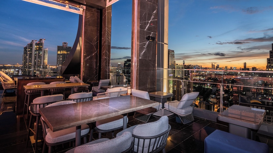 Carlton Hotel Bangkok Sukhumvit