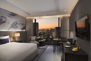 Carlton Club Room | ผ้าปูที่นอ�นฝ้ายอียิปต์, เครื่องนอนระดับพรีเมียม, ตู้นิรภัยในห้องพัก