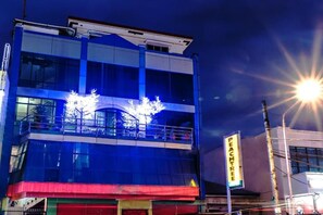 Overnatningsstedets facade