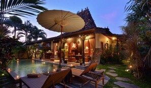 Outdoor pool - Ubud Syailendra Villas (Tegallalang)