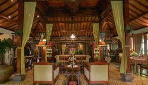 Luxury Villa, 2 Bedrooms | Living room | Flat-screen TV, DVD player - Ubud Syailendra Villas (Tegallalang)