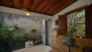 Luxury Villa, 2 Bedrooms | Bathroom - Ubud Syailendra Villas (Tegallalang)