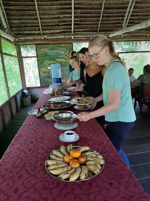 Free daily self-serve breakfast - lupuna jungle tours and expeditions (Iquitos)