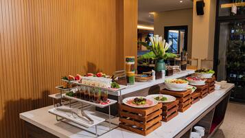 Daily buffet breakfast for a fee