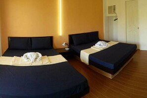 Deluxe Room, 2 Queen Beds | Free WiFi