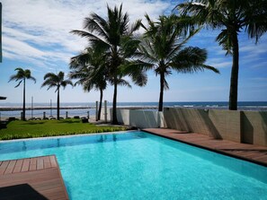 Pool - Brizo Hotel and Beach Resort (Morong)
