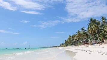 Pemandangan pantai/laut