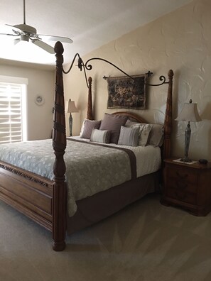 3 bedrooms, iron/ironing board, free WiFi, bed sheets