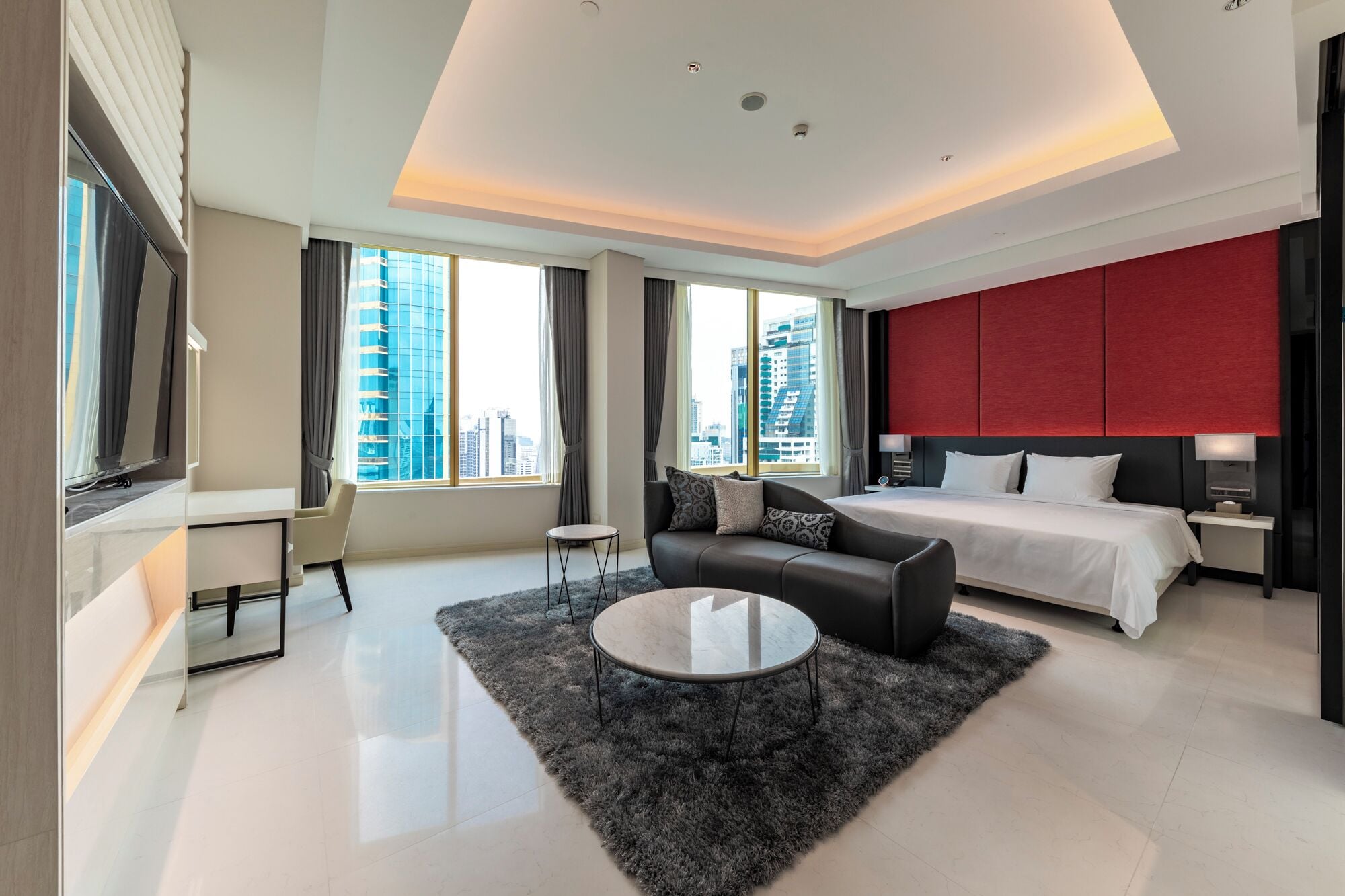 Solaria Double Room | In-room safe, soundproofing, free WiFi, bed sheets