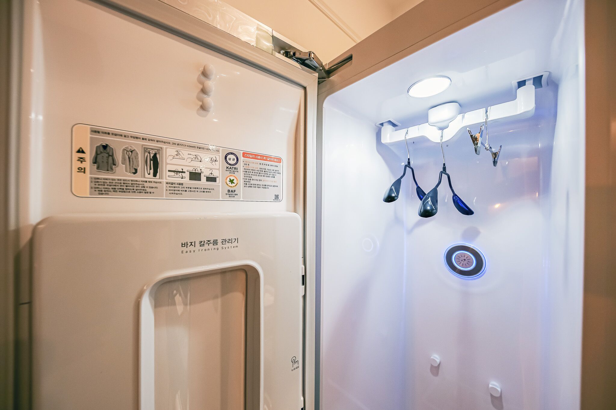 1 bedroom, individually decorated, individually furnished