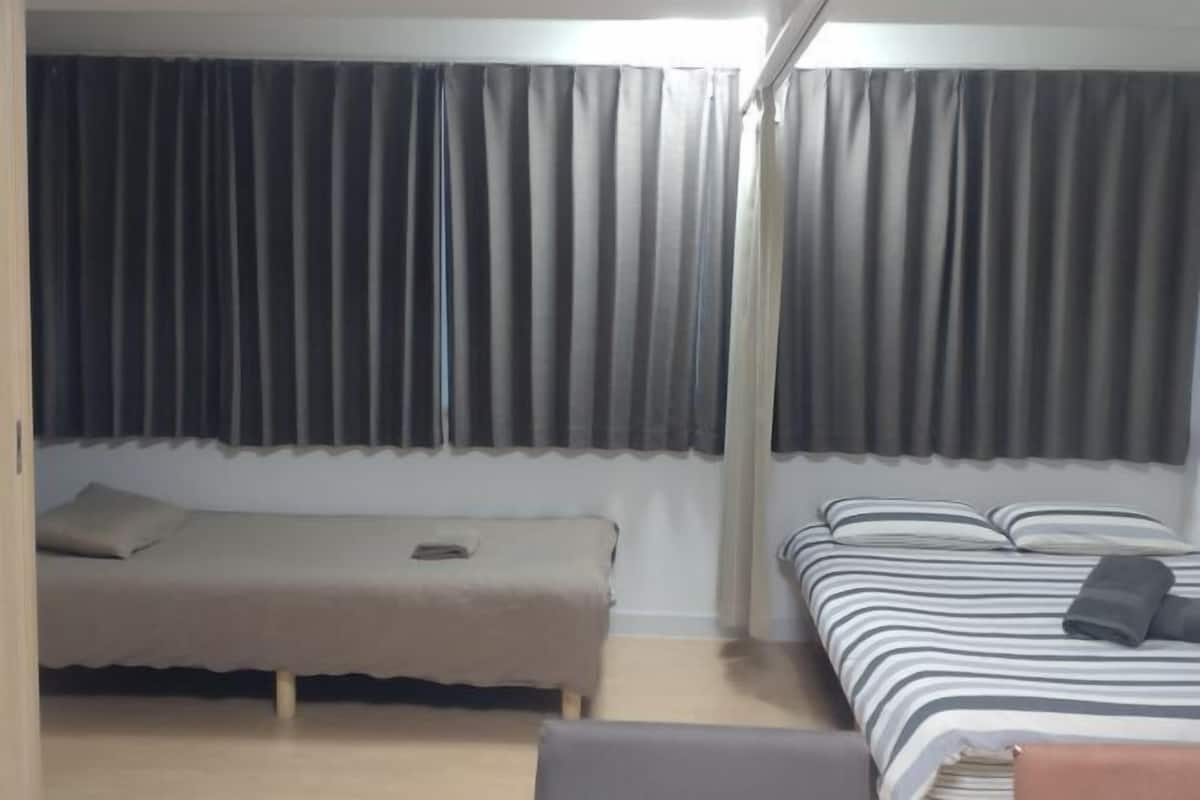 3 Schlafzimmer, Verdunkelungsvorhänge, kostenloses WLAN, Bettwäsche