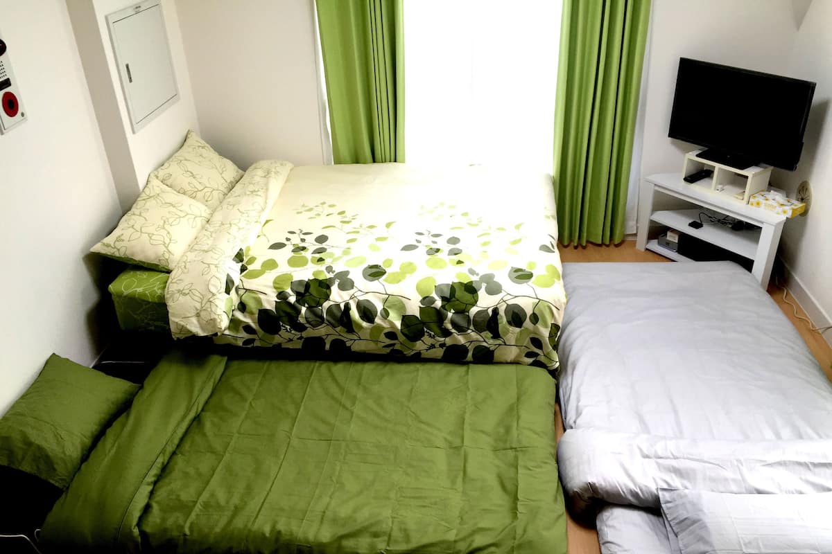 Zimmer (5F) | 3 Schlafzimmer, Verdunkelungsvorhänge, kostenloses WLAN, Bettwäsche