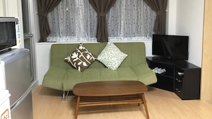 3F 2 Bedrooms 2 Bathrooms Apartment | Living area | 32-inch LED TV with digital channels, TV - Issyuku Hotel Asakusabashi (Tokyo)