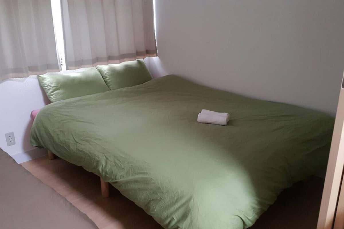 Apartment, 2 Schlafzimmer, 2 Bäder (1F) | 3 Schlafzimmer, Verdunkelungsvorhänge, kostenloses WLAN, Bettwäsche