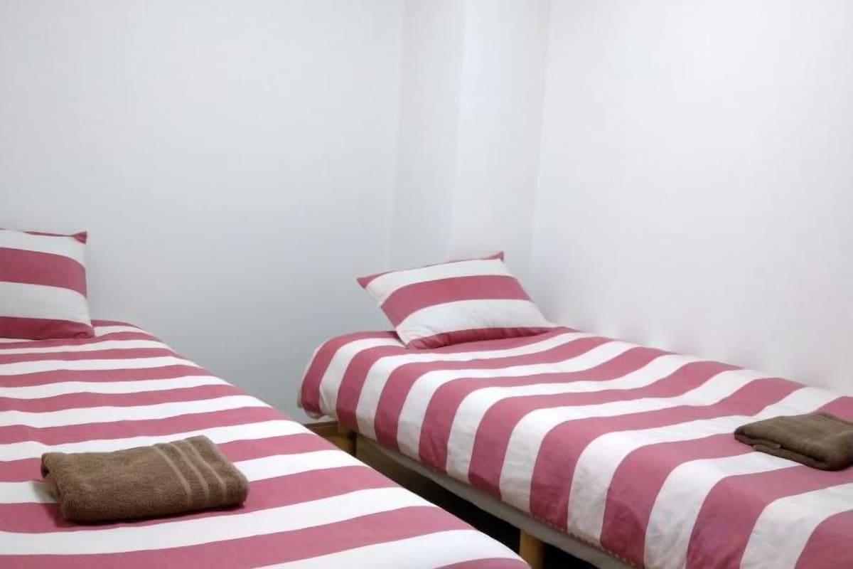 3 quartos, cortinas blackout, Wi-Fi de cortesia