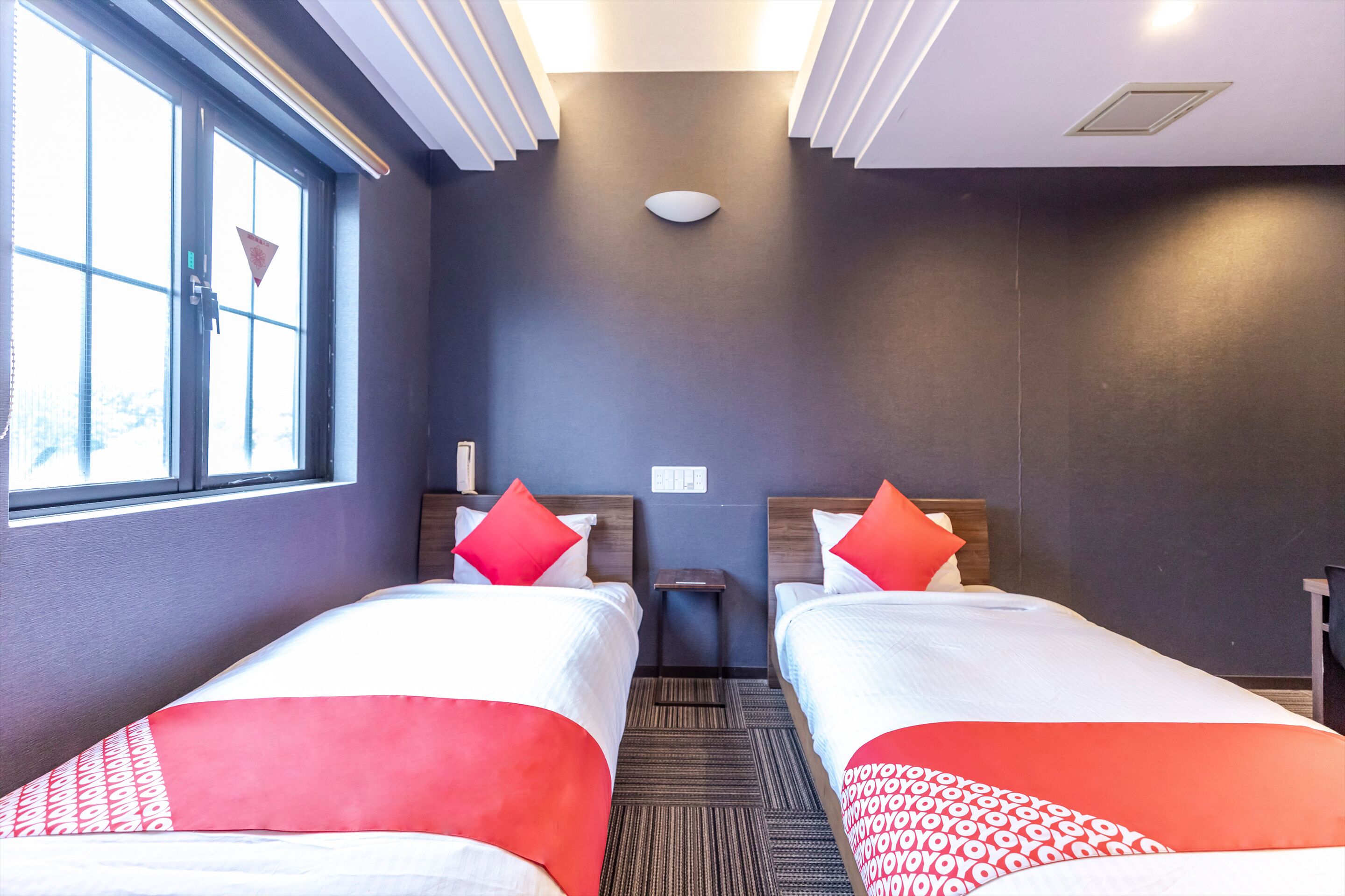 twin room, non smoking | desk, free wifi, bed sheets