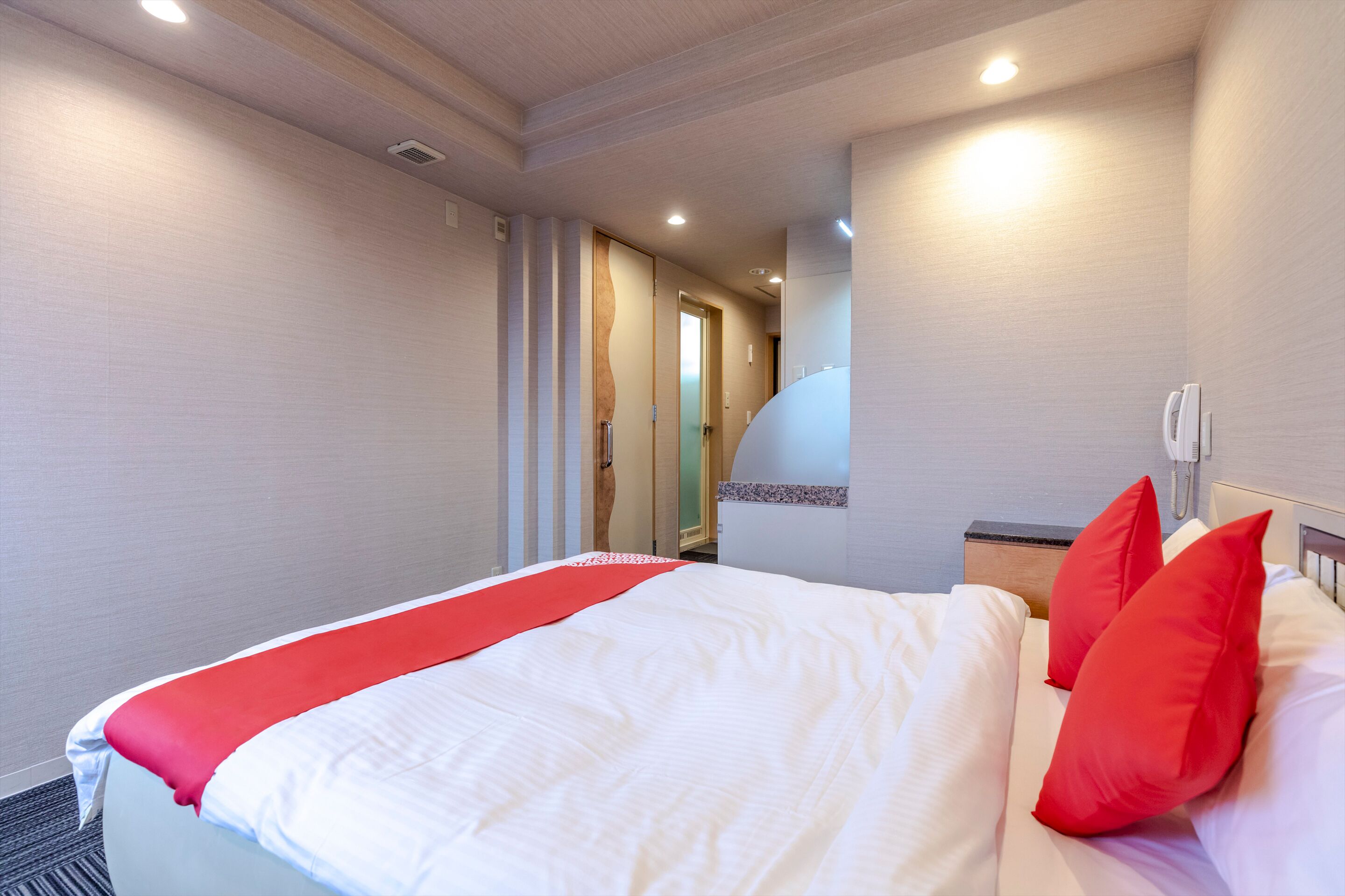 double room, smoking | desk, free wifi, bed sheets