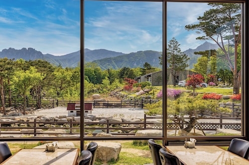 Kensington Resort Seorak Valley