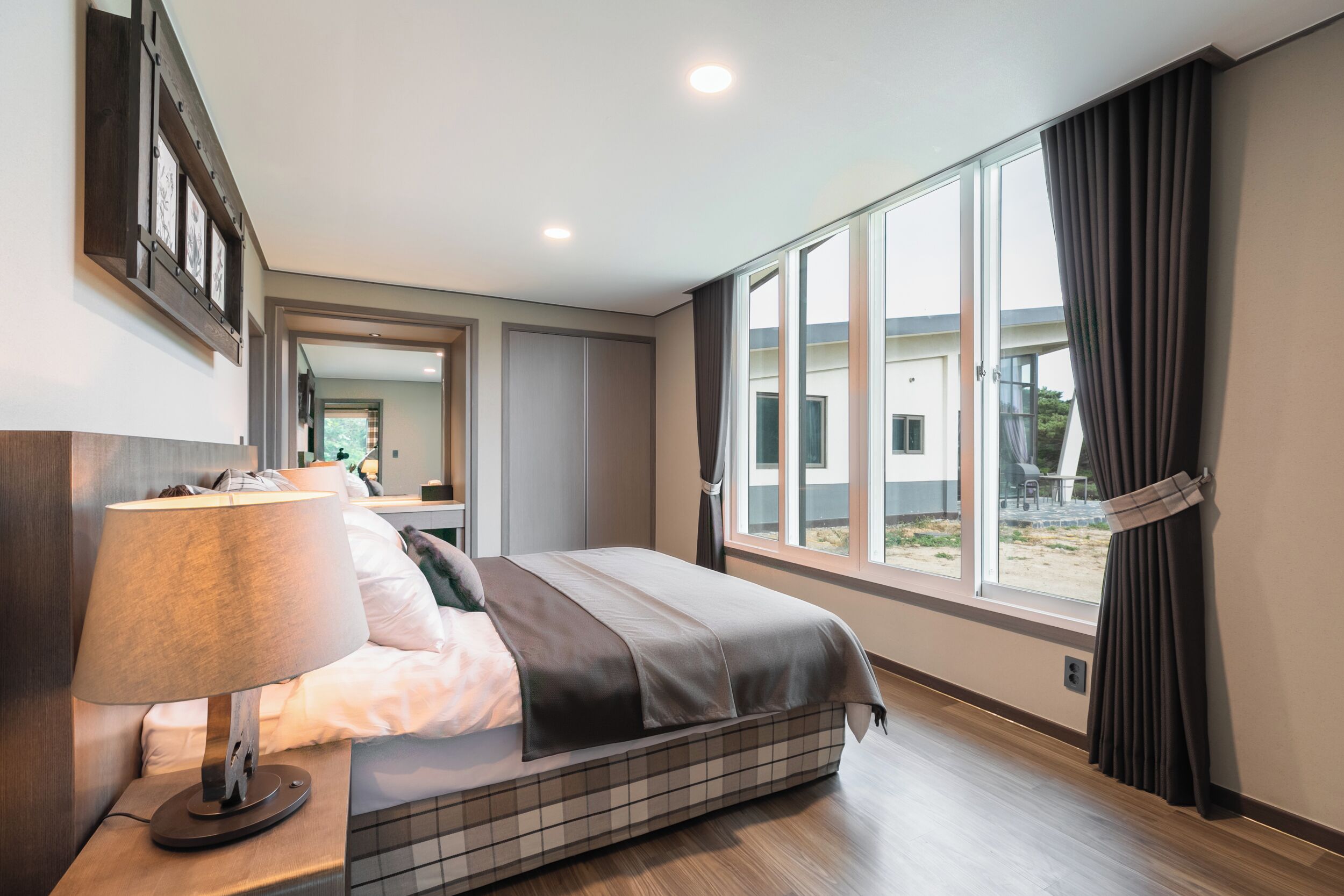 3 dormitorios, ropa de cama de alta calidad, decoración individual