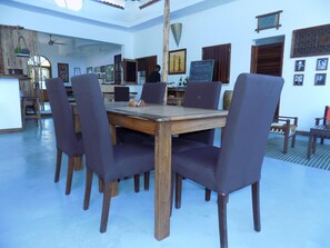 Lokala och internationella rätter