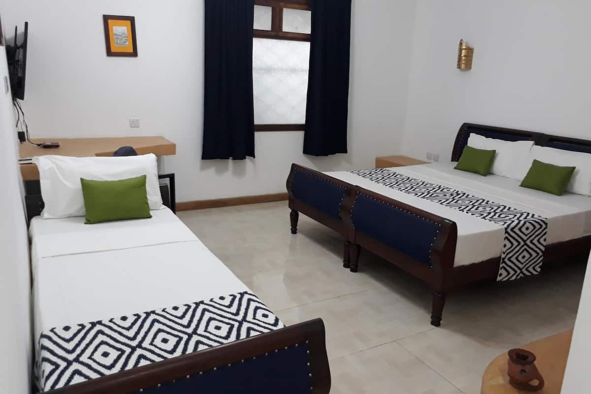 minibar, desk, free wifi, bed sheets