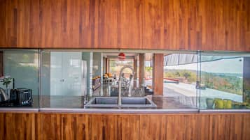 Luxury Villa | Private kitchenette | Fridge, oven, stovetop, coffee/tea maker