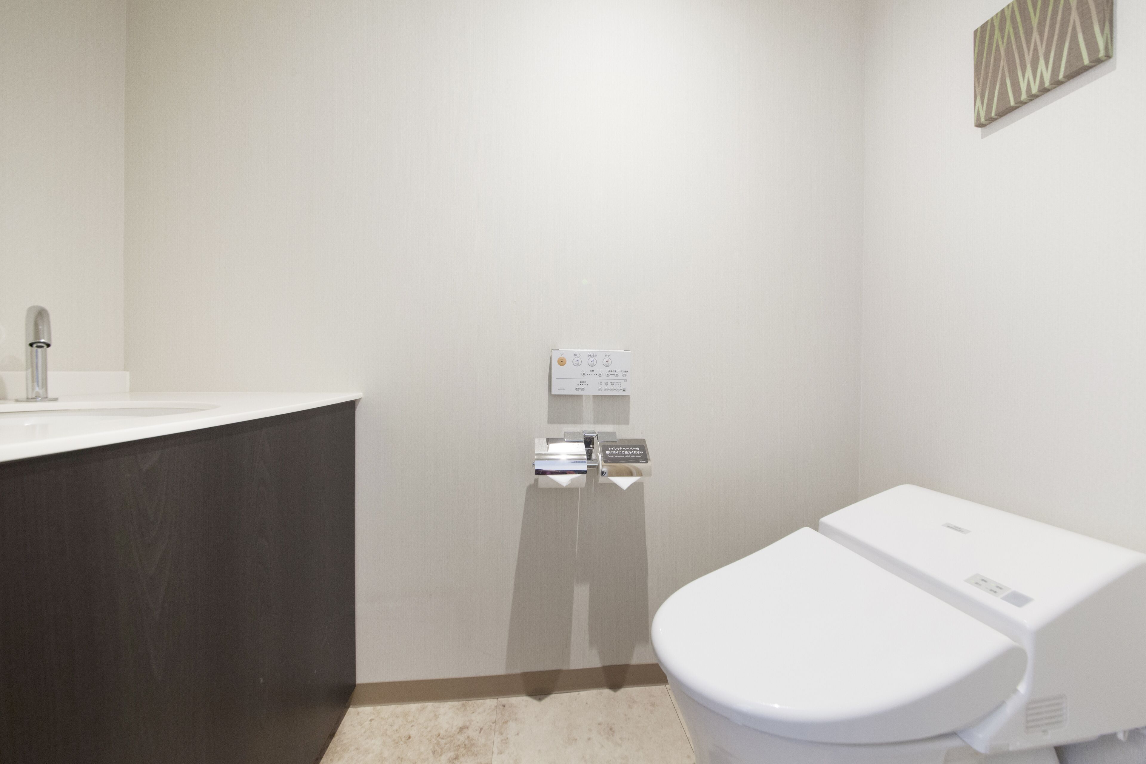 superior twin, non smoking | bathroom | combined shower/bathtub, hair dryer, slippers, bidet