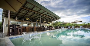 Poolside bar