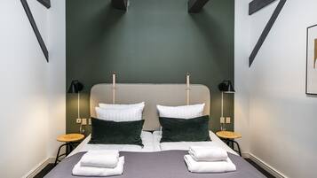 Exclusive Apartment | 3 bedrooms, individually decorated, iron/ironing board, free WiFi